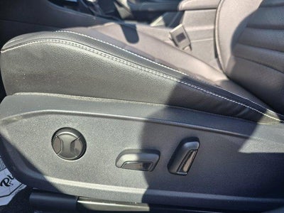 2022 Volkswagen Jetta SE Auto