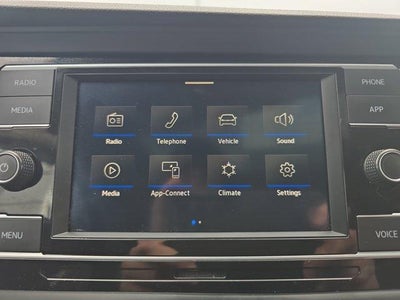 2022 Volkswagen Jetta SE Auto