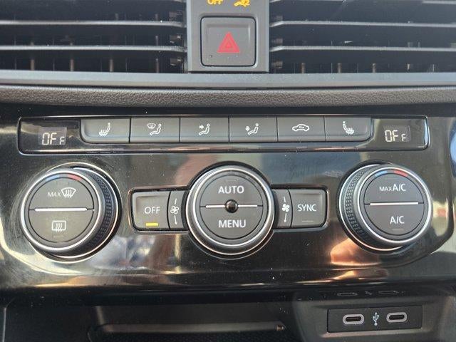 2022 Volkswagen Jetta SE Auto