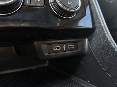 2022 Volkswagen Jetta SE Auto