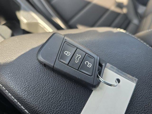 2022 Volkswagen Jetta SE Auto