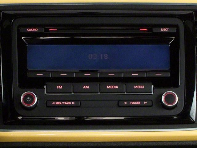 2012 Volkswagen Beetle 2dr Cpe Auto 2.5L PZEV