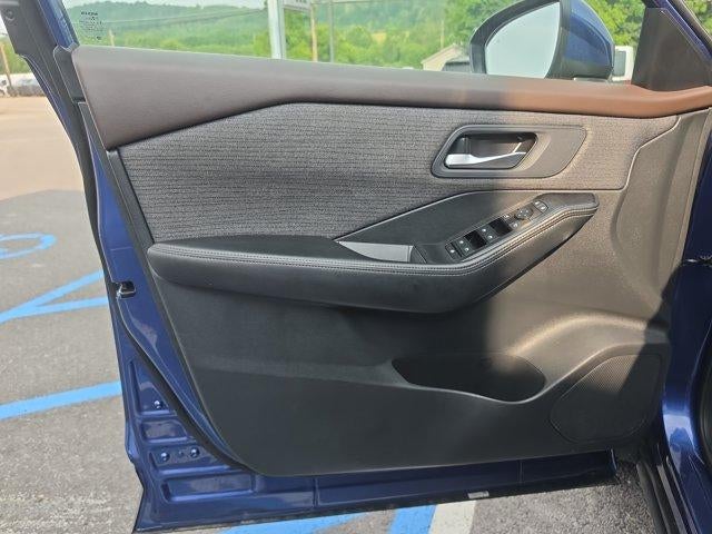 2023 Nissan Rogue FWD SV