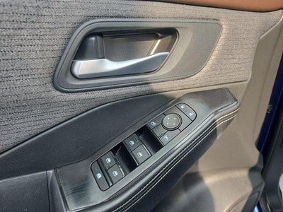 2023 Nissan Rogue FWD SV
