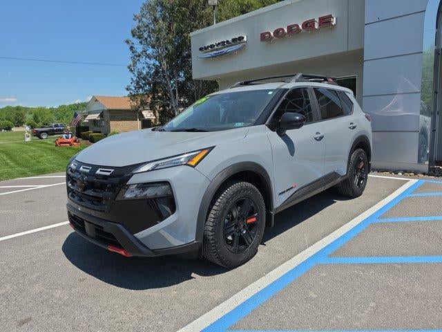 2025 Nissan Rogue AWD Rock Creek