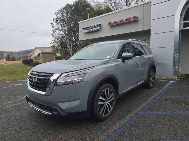 2023 Nissan Pathfinder Platinum 4WD