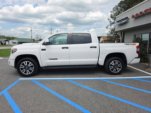 2021 Toyota Tundra 4WD 4WD SR5 CrewMax 5.5' Bed 5.7L (SE)
