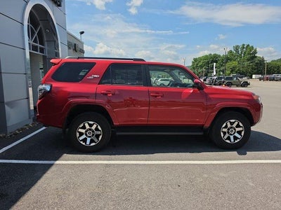 2024 Toyota 4Runner TRD Off Road 4WD (Natl)