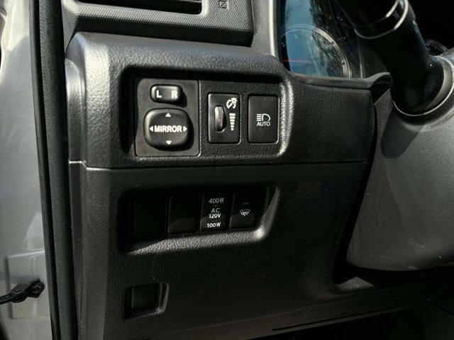 2024 Toyota 4Runner TRD Off Road 4WD (Natl)