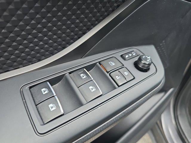 2018 Toyota C-HR XLE Premium FWD (Natl)