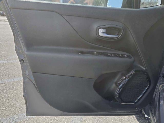 2022 Jeep Renegade Altitude 4x4