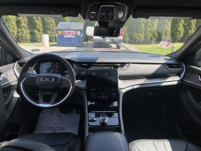 2025 Jeep Grand Cherokee L Limited 4x4