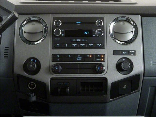 2013 Ford Super Duty F-350 SRW 4WD SuperCab 8 Ft Box XL