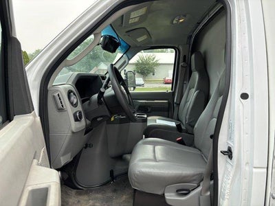 2024 Ford E-Series Cutaway E-350 SRW 138" WB