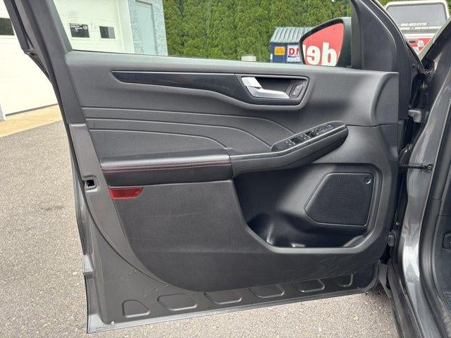 2025 Ford Escape ST-Line Select AWD