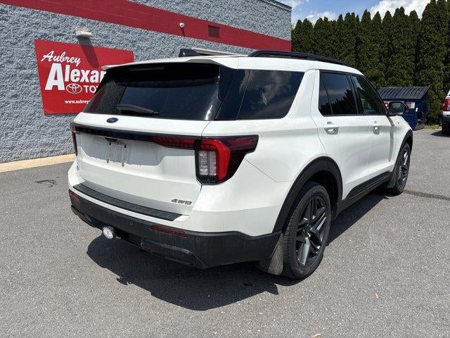 2025 Ford Explorer ST-Line 4WD