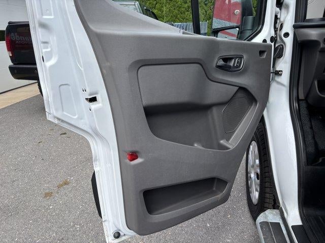 2025 Ford Transit Cargo Van T-250 130" Low Rf 9070 GVWR RWD