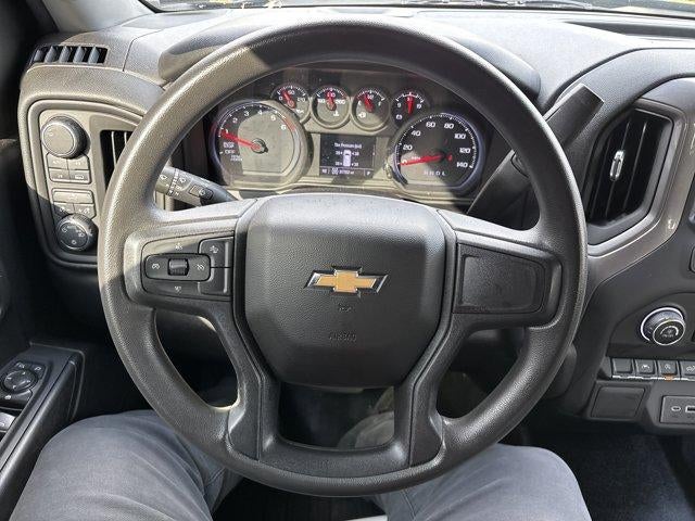 2022 Chevrolet Silverado 1500 Crew Cab Short Box 4-Wheel Drive Custom