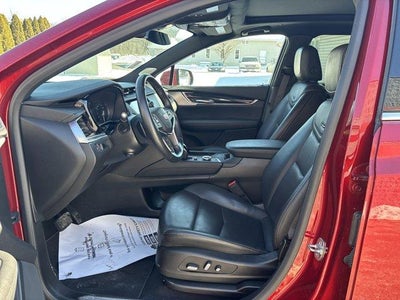2024 Cadillac XT5 AWD 4dr Premium Luxury