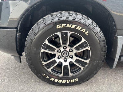 2021 Nissan Titan 4x4 Crew Cab SV