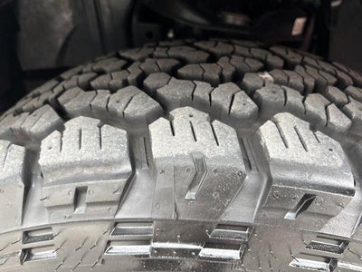 2021 Nissan Titan 4x4 Crew Cab SV