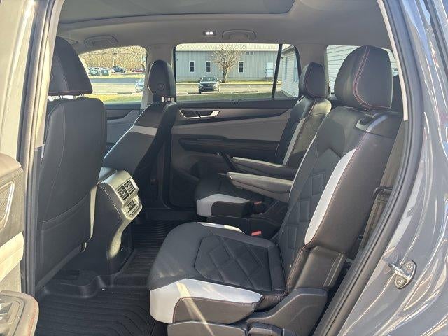 2025 Volkswagen Atlas 2.0T Peak Edition 4MOTION