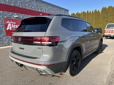 2025 Volkswagen Atlas 2.0T Peak Edition 4MOTION