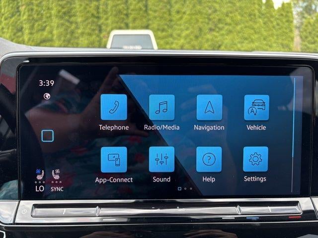2025 Volkswagen Atlas 2.0T SE w/Technology 4MOTION