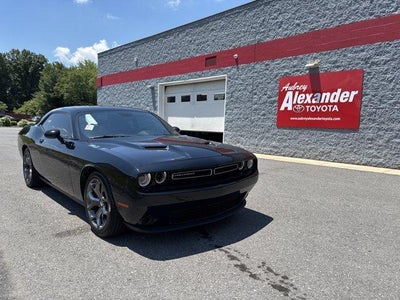 2016 Dodge Challenger 2dr Cpe SXT
