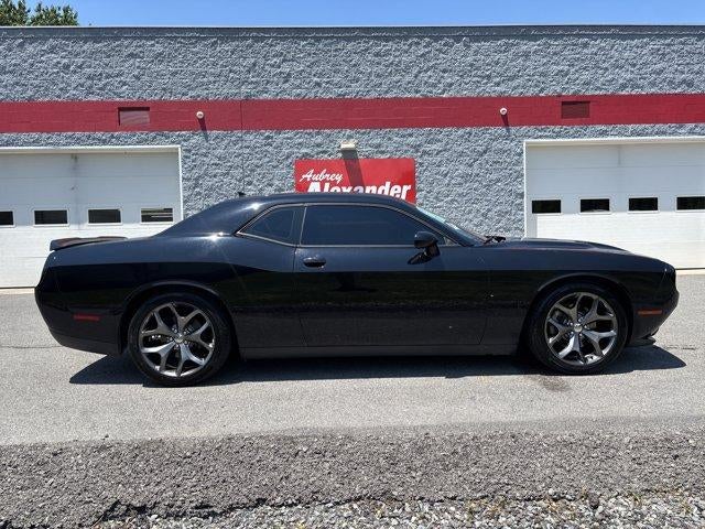 2016 Dodge Challenger 2dr Cpe SXT