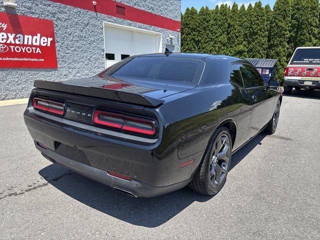 2016 Dodge Challenger 2dr Cpe SXT