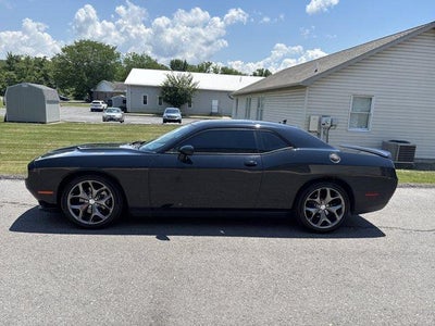 2016 Dodge Challenger 2dr Cpe SXT