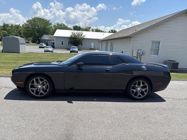 2016 Dodge Challenger 2dr Cpe SXT