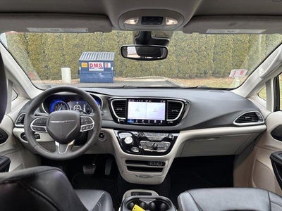 2024 Chrysler Pacifica Touring L FWD