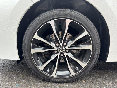 2018 Toyota Corolla SE CVT (Natl)