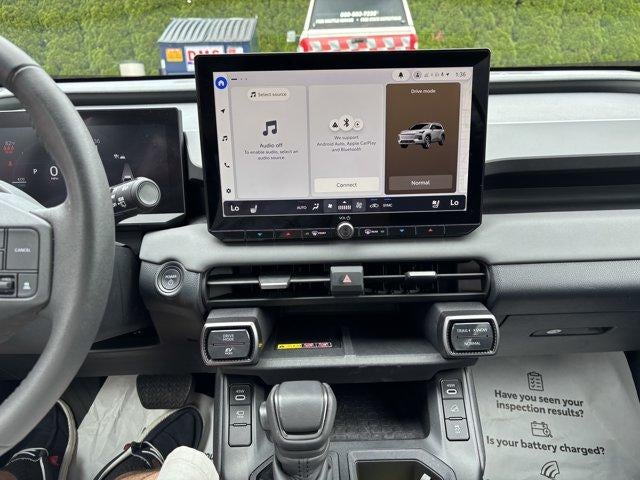 2026 Toyota RAV4 XSE AWD (Natl)