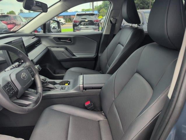 2026 Toyota RAV4 XLE Premium AWD (Natl)
