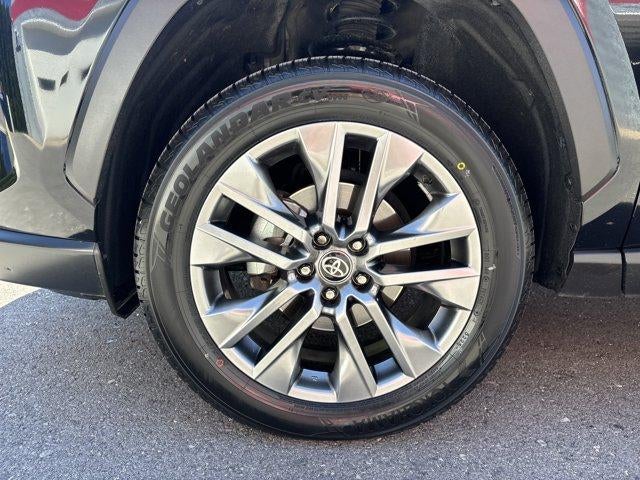 2023 Toyota RAV4 XLE Premium AWD (Natl)