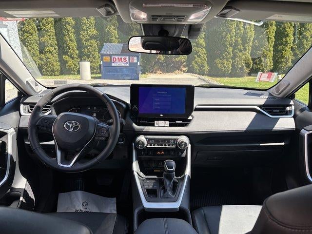 2023 Toyota RAV4 XLE Premium AWD (Natl)