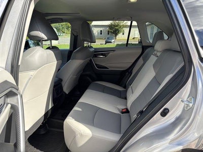 2024 Toyota RAV4 XLE Premium AWD (Natl)