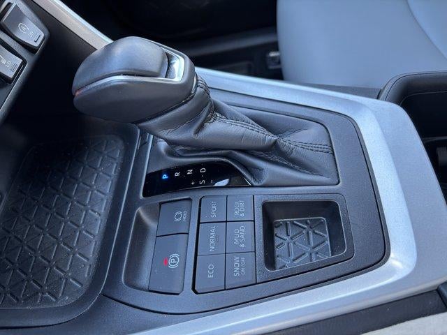 2024 Toyota RAV4 XLE Premium AWD (Natl)