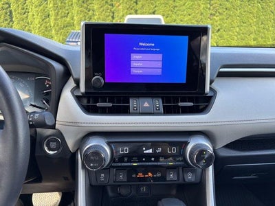 2024 Toyota RAV4 XLE Premium AWD (Natl)