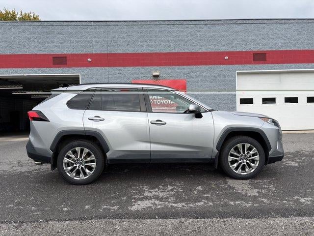 2019 Toyota RAV4 XLE Premium AWD (Natl)