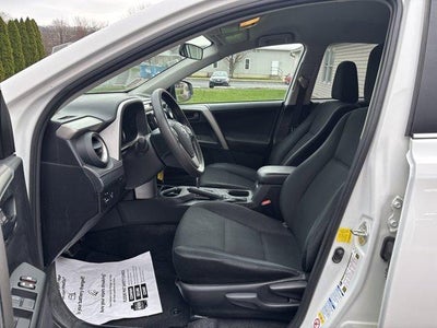 2016 Toyota RAV4 AWD 4dr LE (Natl)