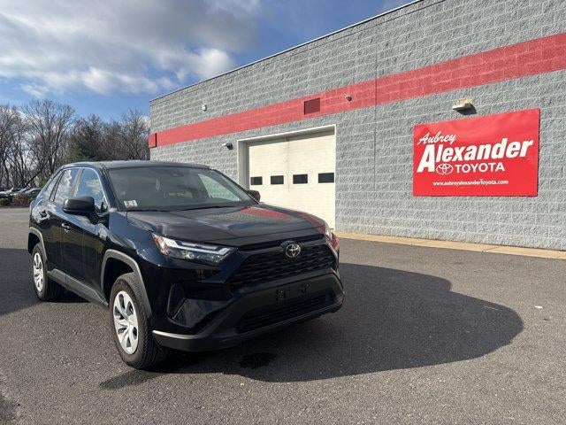 2025 Toyota RAV4 LE AWD (Natl)