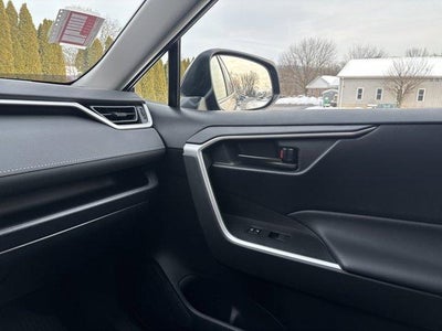 2025 Toyota RAV4 LE AWD (Natl)