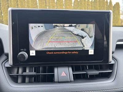 2025 Toyota RAV4 LE AWD (Natl)