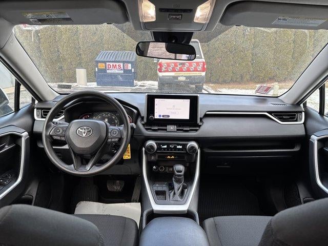 2023 Toyota RAV4 LE FWD (GS)