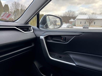 2023 Toyota RAV4 LE FWD (GS)