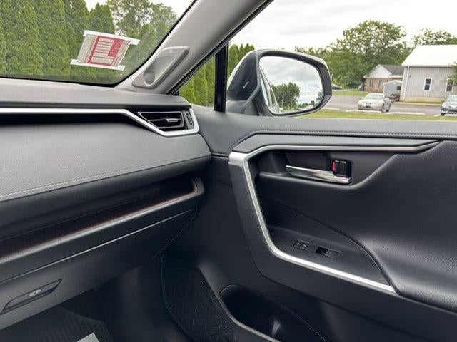 2022 Toyota RAV4 Limited AWD (GS)